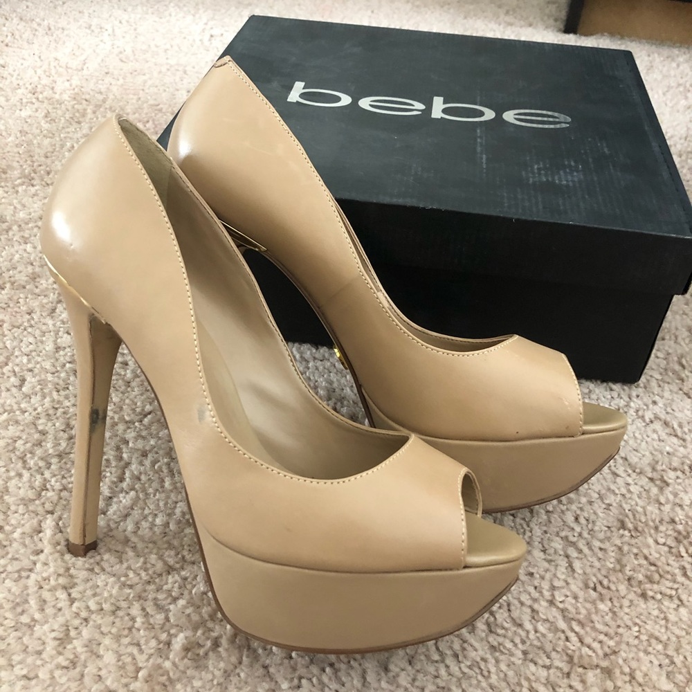 Women’s shoes